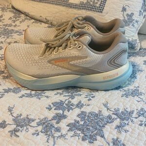 Brooks Glycerin 21 Running Shoe Coconut/Aqua/Autumn Sunset Size 9.5